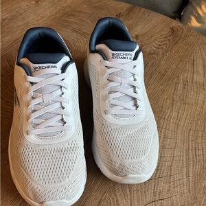 Sketchers Go-Walk Sneakers White & Gray Grandpa Comfy Walking SZ 12 X-Wide